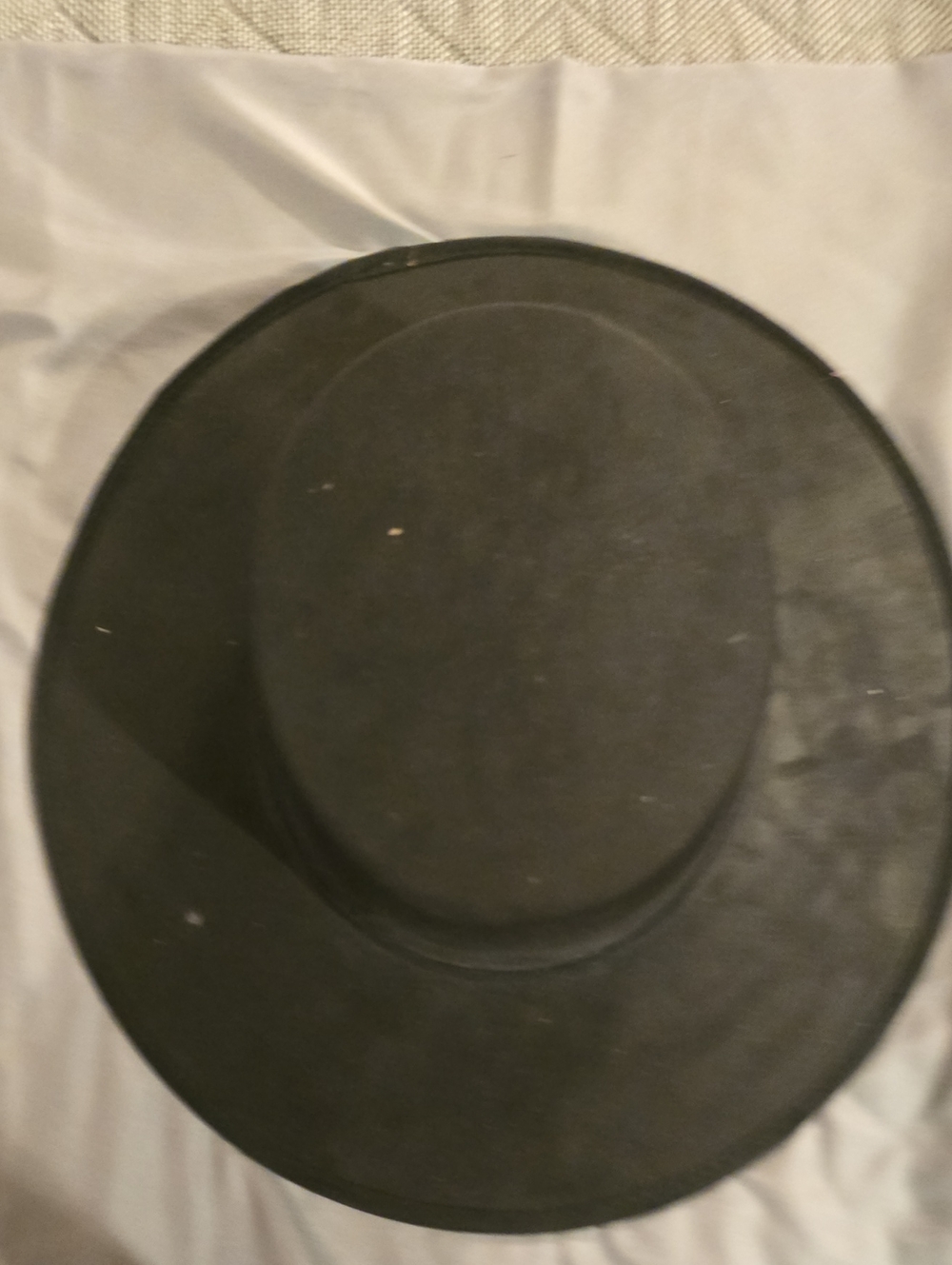 Classic Black Felt Wide-Brim Hat